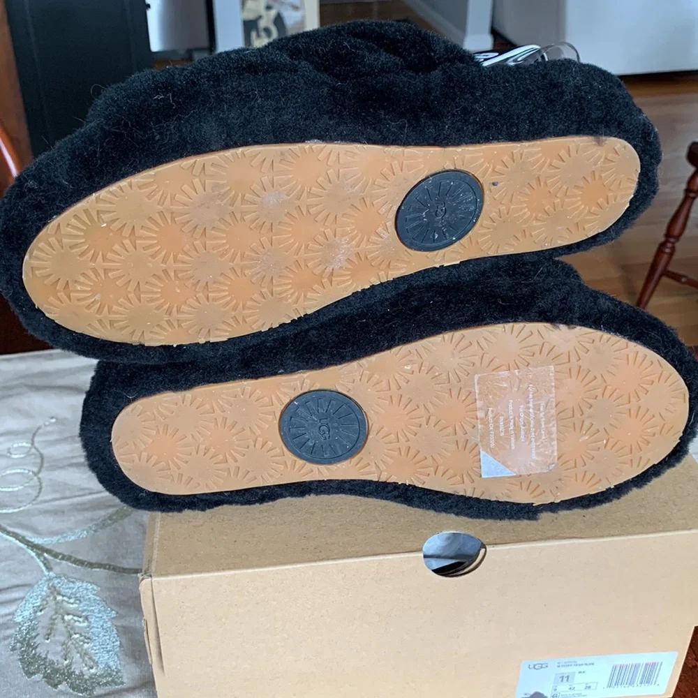 🍄UGG FLUFF YEAH SLIDE🍄 - Picture 4 of 7